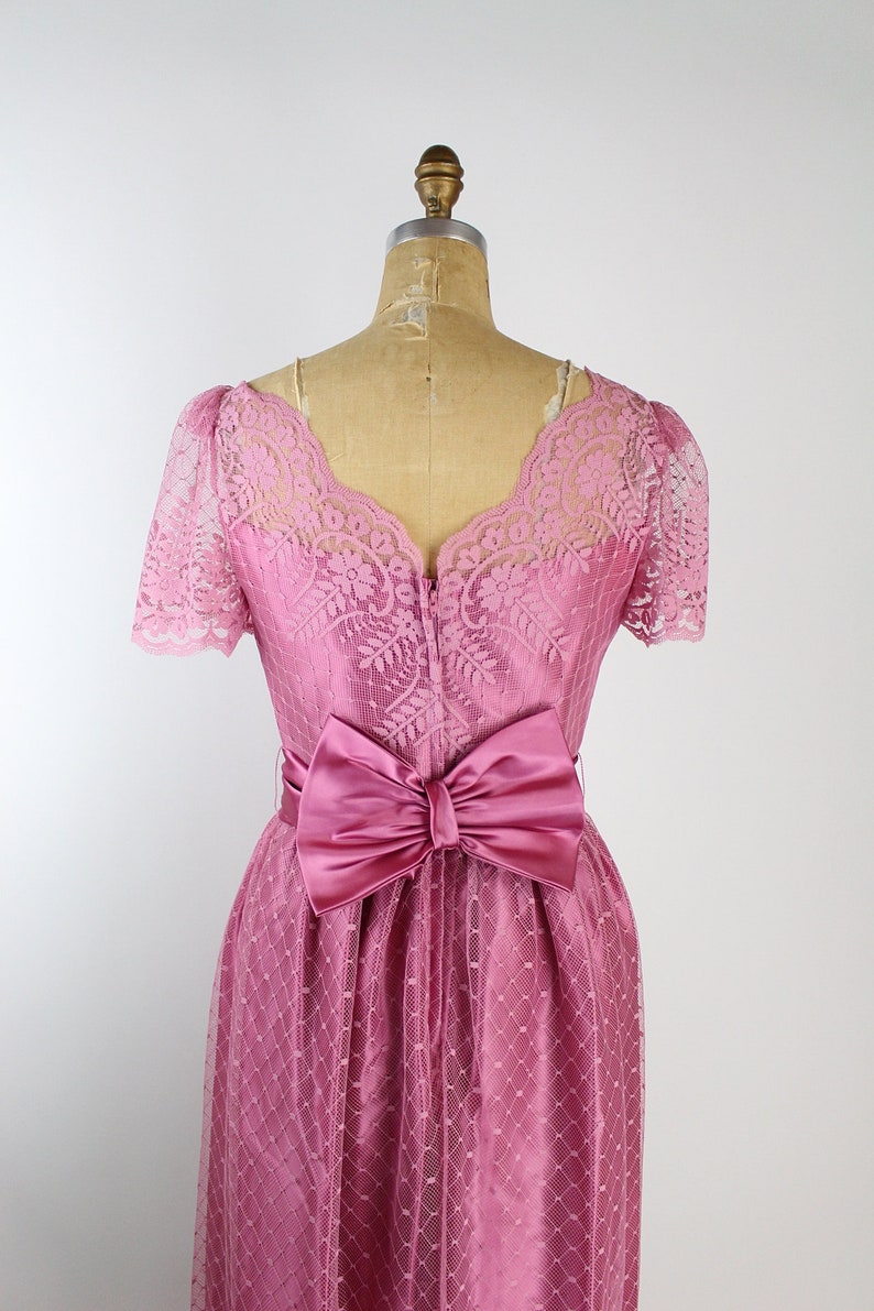 70s Pink Lace Cocktail Dress / Pink Satin / Wedding Guest / Bridemaids / 1970s Dress / Party Dress / Prom/ Size S/M image 2