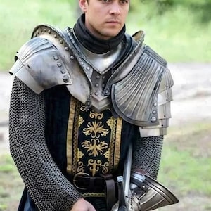 Handmade Medieval Knight full Armor Suit – Dark Soul Inspired LARP & Cosplay Armor image 4