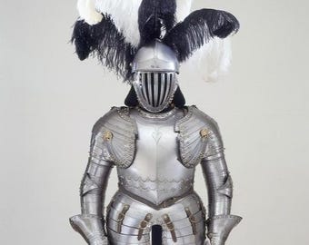 Bärbar medeltida halvrustning | Plymerad hjälm, LARP Cosplay