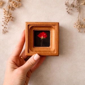Minilijst van 2 x 2 inch met geperste bloem – botanisch decor, natuurlijk herbarium, cottagecore-cadeau