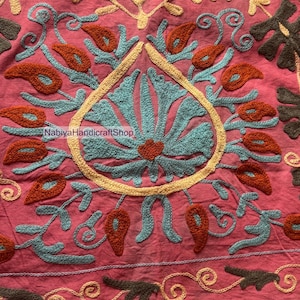Tapisserie Suzani Ancienne En Coton - Décoration Murale Faite Main - Style Vintage Rouge - Inde
