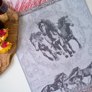 Luxury Jacquard Tea Towels, Mustang Horse Towel, Best Kitchen Linens, Horse Lover Gift, Horse Art Tapestry, Cowboy Western Home Decor