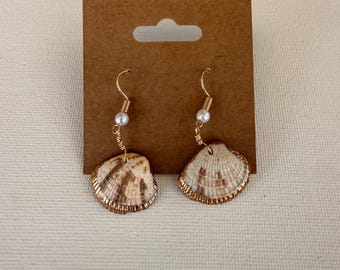 Gold cockle shell dangle earrings with pearl! Found and handmade by me :)