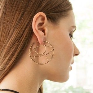 Eye of Providence statement Hoops image 1