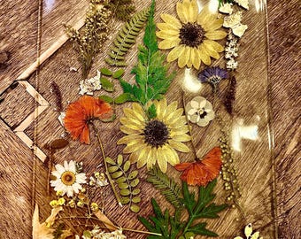 Handmade Resin Clipboard with Pressed Fall Leaves & Flowers | A Slice of Natural Beauty | Gratitude Gifts