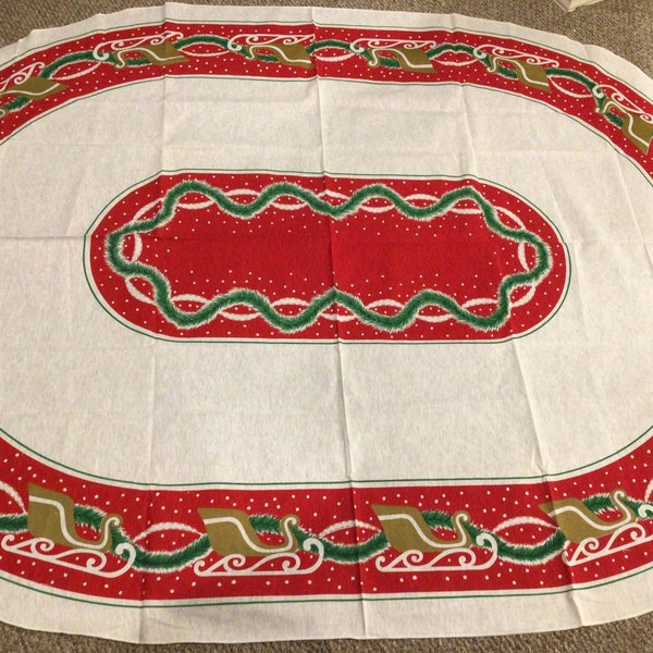 Beautiful Vintage Christmas Oblong Tablecloth, Collecting Vintage Linen, Christmas Home Decoration