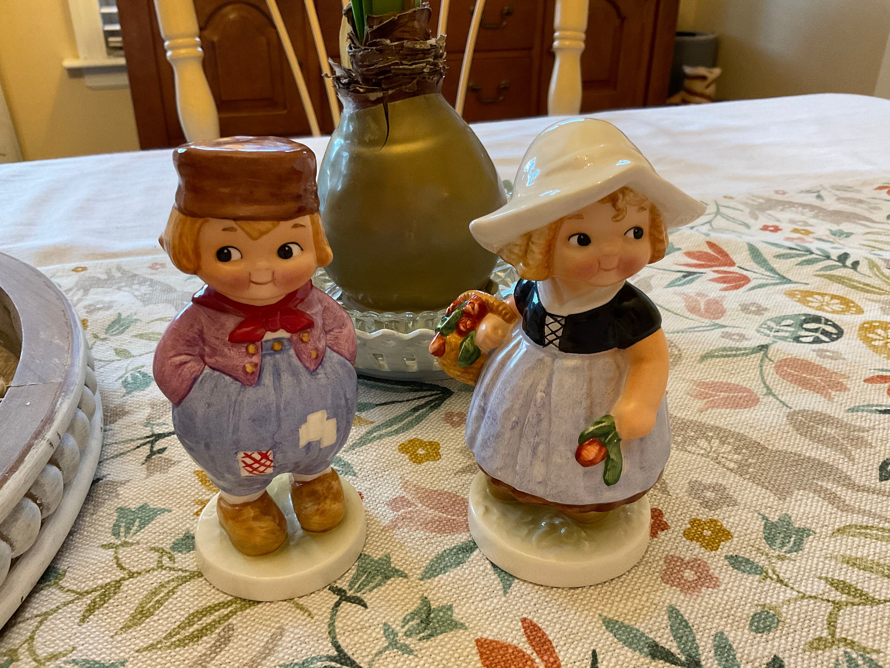 Adorable Vintage Set of Goebel Dolly Dingle Figurinesholland