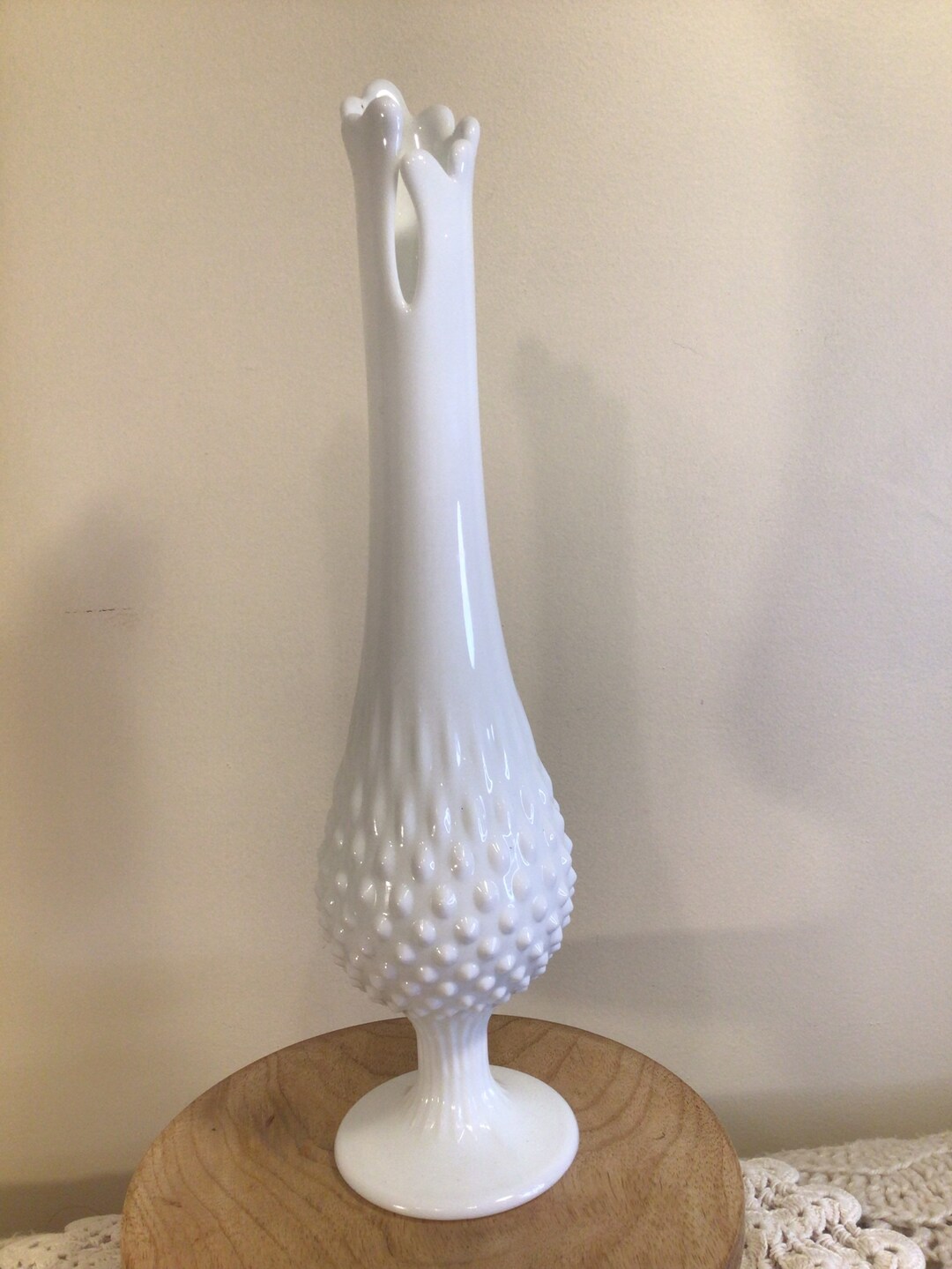 Vintage Milk Glass Swung Vase Hobnail Fenton 1960s, Collecting Milk