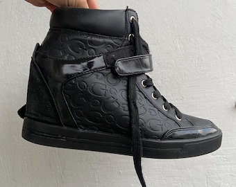 Vintage Guess Schwarze Plateau Sneakers - EU 39