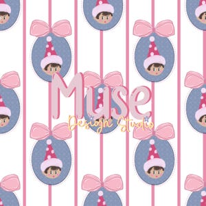 Op de afbeelding: Herhalend patroon met cartoongezichten met feesthoeden, geplaatst in blauwe ovalen met roze strikken en roze strepen op een witte achtergrond. De tekst "Muse Design Studio" is inbegrepen.