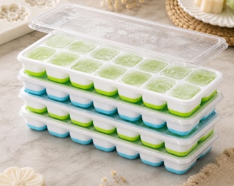 14-Cube Silicone Ice Tray with Lid – Square Ice Molds for Drinks