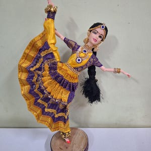 Indian dancing doll - Etsy 日本