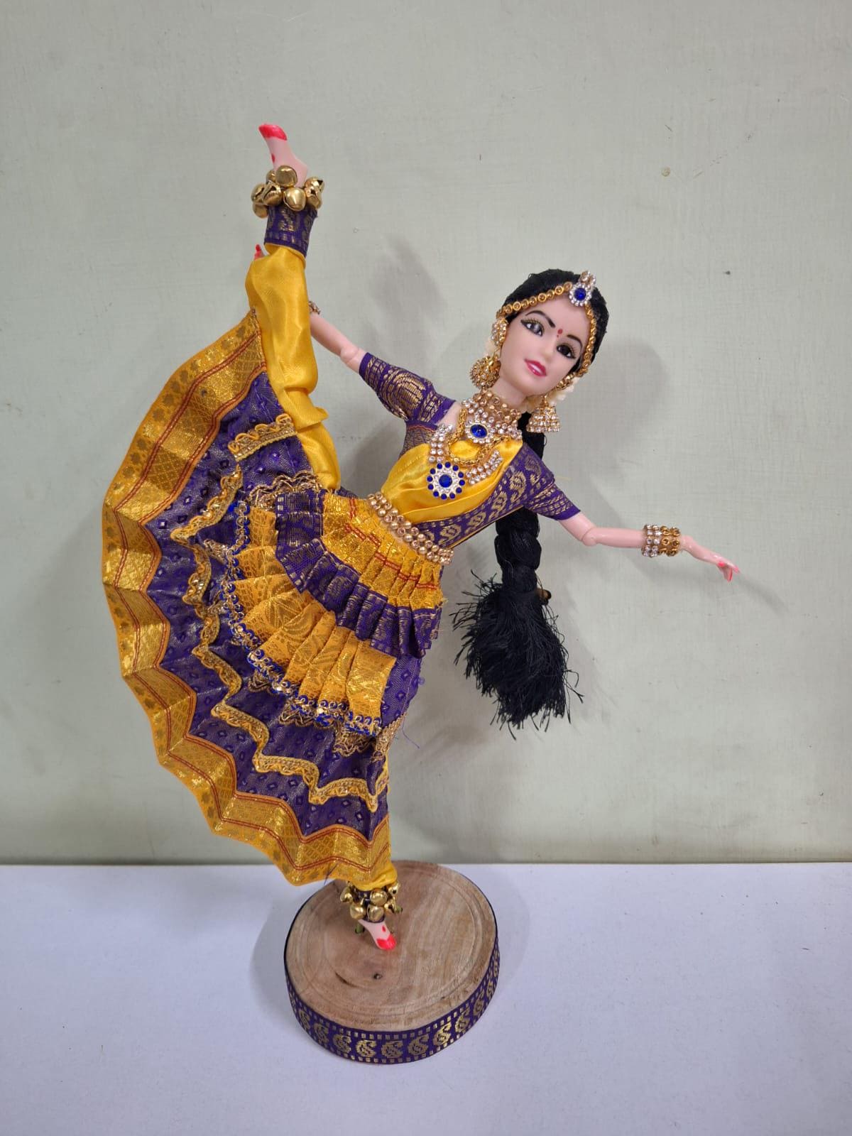 Indian dancing doll - Etsy 日本