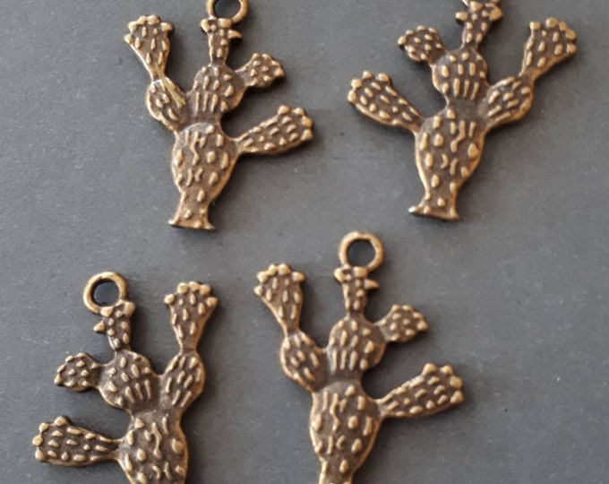 8pcs-Brass Cactus Charm silver tone available bronze tone desert plant charm