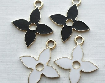 6pcs gold tone enamel clover charm-pick black or white color