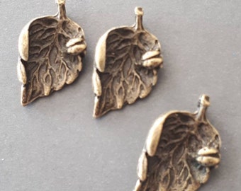 6pcs-Bronze tone Ladybug charm, Leaf charm-Silver available