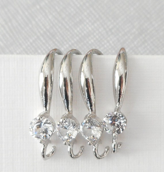 Boucles D'oreilles Argenté Strass Et Perle Transparente - Attache Crochet Neuves