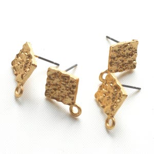 Gold Plated Hammered Square Earring Posts with Loop, Textured Stud Earrings Connector for Dangle Jewelry Making – 2 Pairs (4pcs)