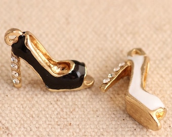 4pcs-enamel black high heel shoe Charm w/ rhinestone-white or black