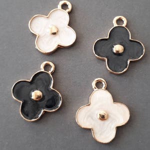 6pcs gold tone enamel clover charm-pick black or white color