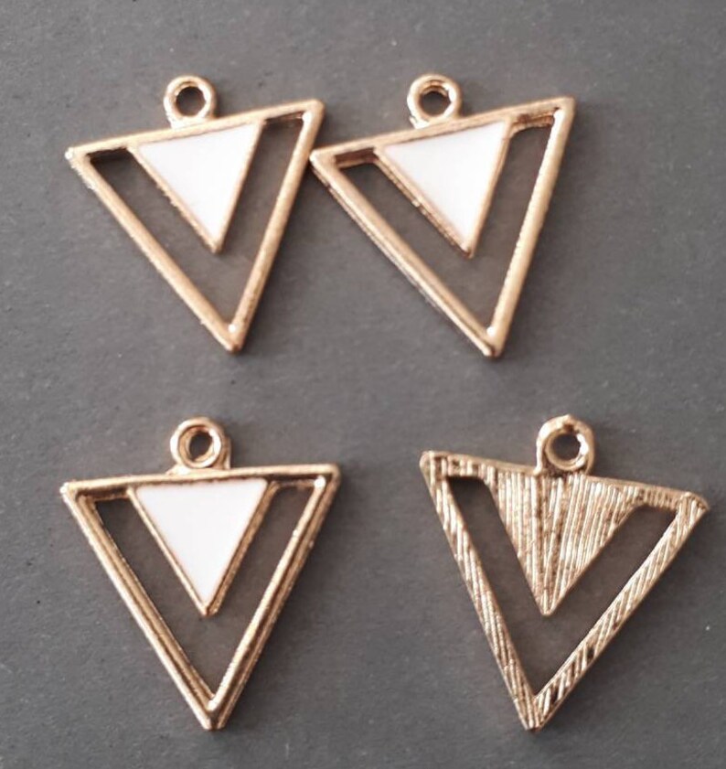 6pcs-enamel black Triangle charm-You pick the color