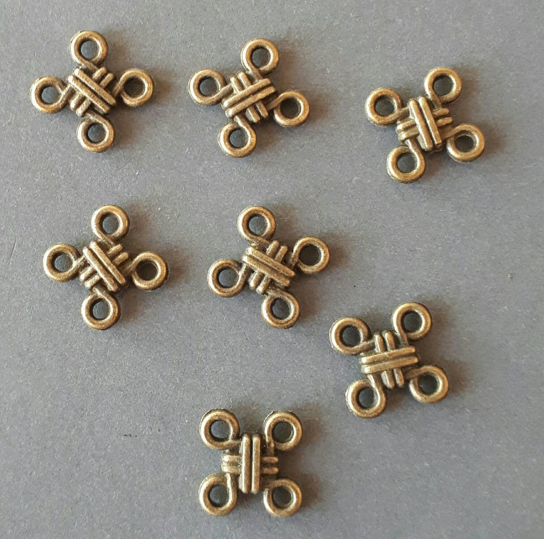 Knot antiques
ダイニングテーブル800 Knotty Pine Vintage & Collectibles