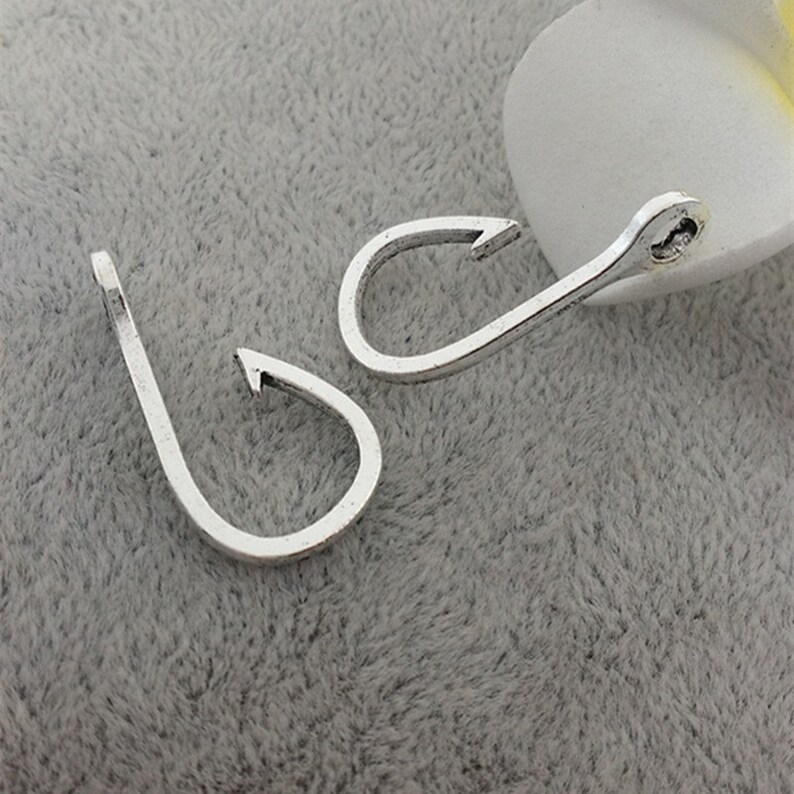 5 Sets 10pcs fish hook clasp hook toggle-Antique silverTibetain silver bracelet toggle jewelry findings-A 5371