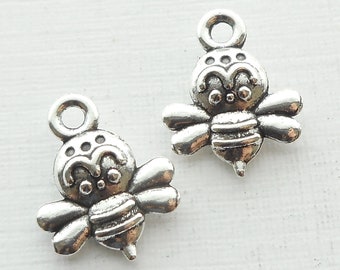 8pcs-Bee charm-Antique silver tone bee Charms