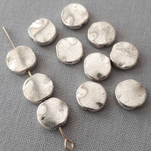 8pcs-waved coin space beads-silver tone coin beads, shining silver beads