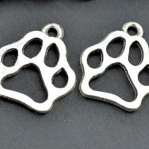 8pcs- Bear Paw charm-antique silver tone Paw charm