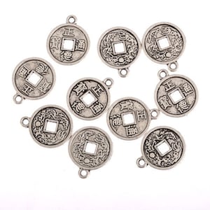 8pcs-Chinese style coin charm-Antique silver Charm beads