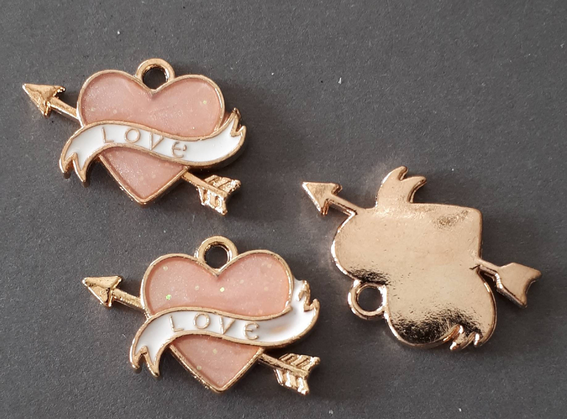 Bunny Badges Rhinestone Moving Rabbit Brooch Pin For Women Girls Fashion Crystal Enamel Love Heart Back Bunny Animal Pet Brooches Lapel Pins Dainty Cute Easter Valentine Honors Day Jewelry Gift Souvenir (Blue
