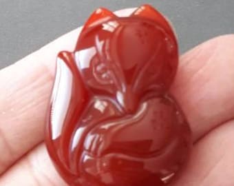 1.25&quot; Fox pendant-carved red Agate gemstone Pendant,red Carnelian fox pendant