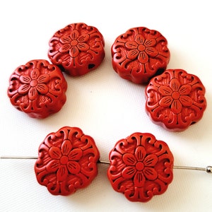 2 st snidade röda cinnober ädelstenskonpärlor, röda cinnober spacerpärlor