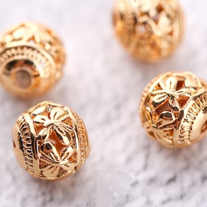 6 piezas - Cuentas de mariposa redondas de filigrana en tono dorado de 8 mm, cuentas espaciadoras doradas