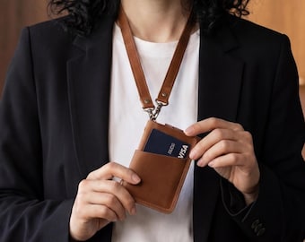 Portatarjetas de cuero hecho a mano, Portatarjetas de identificación de cuero personalizado, Tarjetero de cuero para identificación, Cartera de cuero personalizada para identificación, Collar portatarjetas de cuero