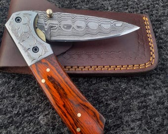 Handmade Damascus Steel Folding Knife | Elegant Design