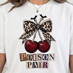 Trendy Halloween sublimatieontwerp, Coquette Cherry Goth PNG, Leopard Bow Skull Spooky Season Vector, Print on Demand digitaal bestand
