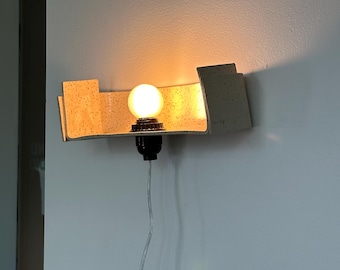 Aplique de parede bege com plugue, luminária moderna com intensidade regulável, fácil instalação para quartos, salas de estar e salas de jantar, luz de destaque contemporânea.
