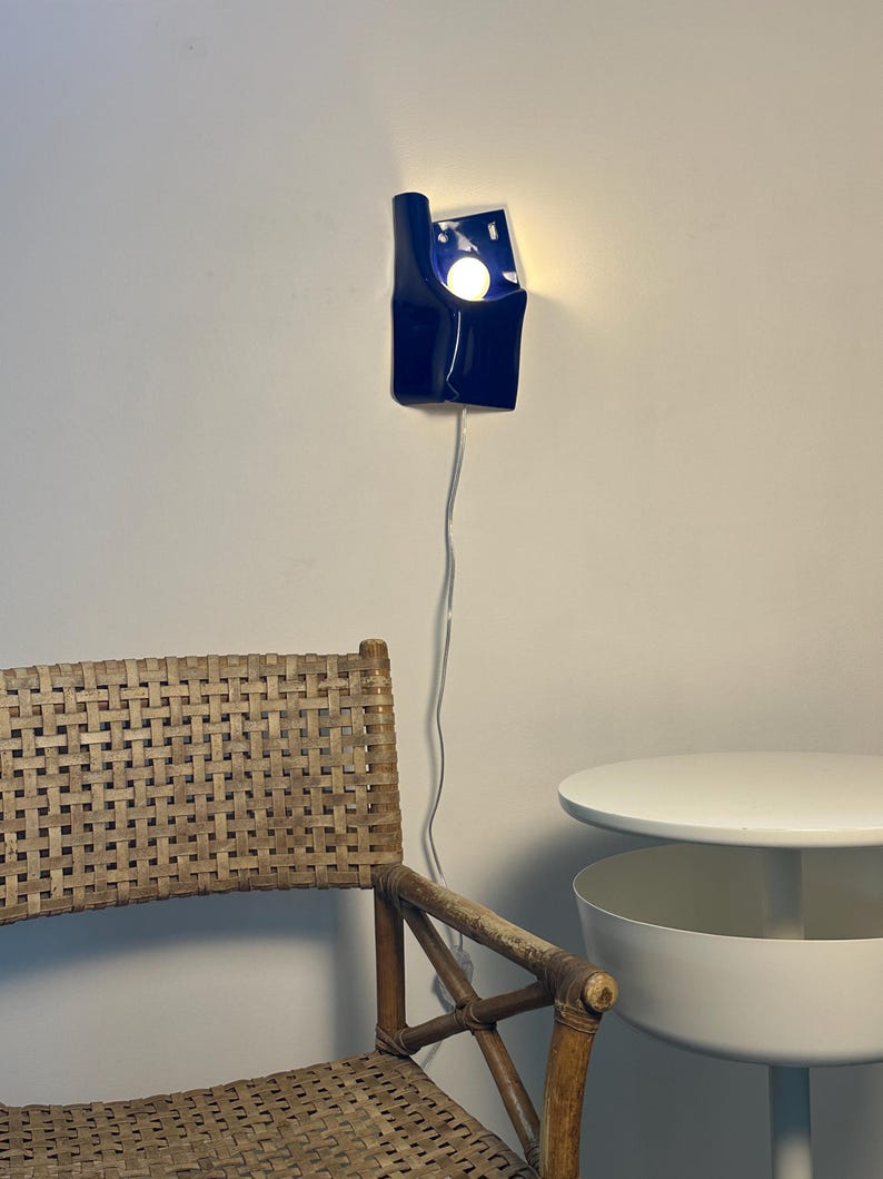 Cobalt Blue Ceramic Wall Sconce, Plug-In or Hardwired Dimmable Lamp, Handmade Sculptural Wall Light, Modern Accent Lighting, Hardwire Sconce bild 13