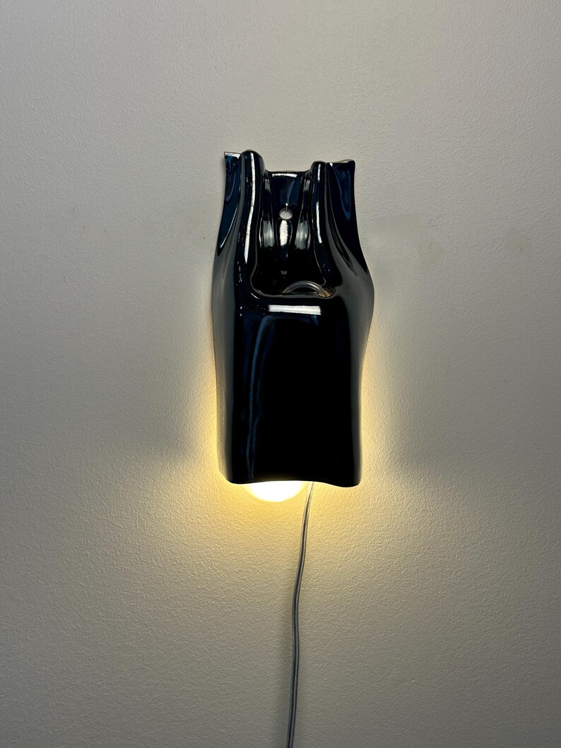 Handgjord vägglampa i keramik, skulptural geometrisk vägglampa, modern accentbelysning bild 6