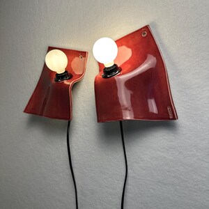 Par de apliques de pared enchufables color burdeos, lámparas regulables para dormitorio, sala de estar y pasillo, fácil instalación, apliques de pared modernos, acento contemporáneo imagen 4
