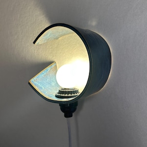 Applique a spina in ceramica blu realizzata a mano, illuminazione ambientale dimmerabile, luce d'accento moderna immagine 5