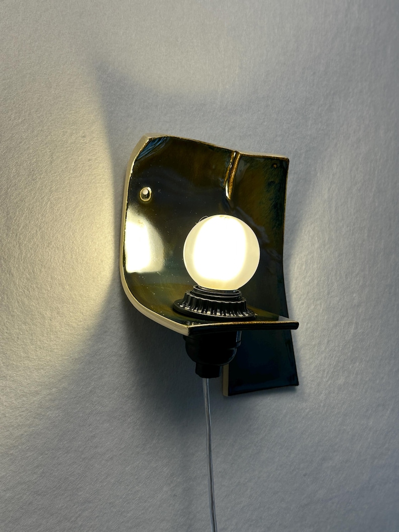 Silvergrå keramisk vägglampa, modern vägglampa med plugg, stämningsfull glödlampa bild 8