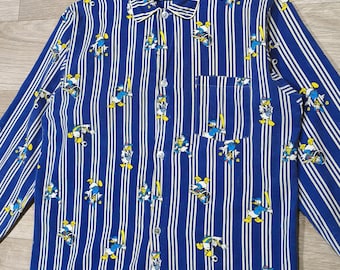 Vintage Disney Kalle Anka-skjorta • Mickey Unlimited 90-tals heltäckande sporttryck • Tecknad randig knappknäppning • Retro loungewear-pyjamasskjorta L