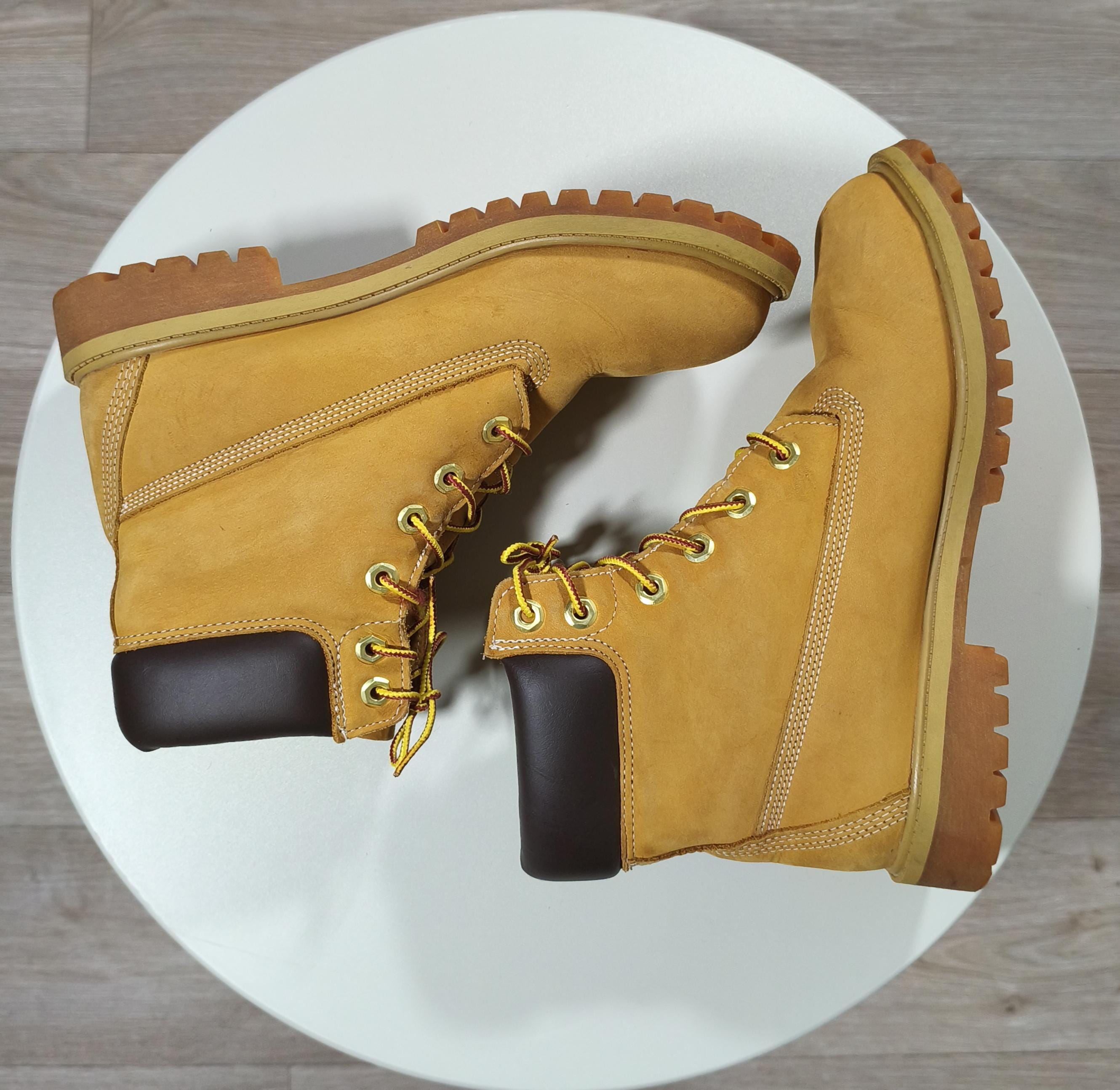 Timberland 6-inch Premium Archive Boots • Wheat Nubuck  display picture 1