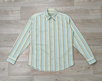 Sommerhemd mit Pastellstreifen • Y2K-inspiriert • Riviera-Chic • Lässiger Boho-Stil • Lockere Passform im Old-School-Stil (S/M) • Unisex