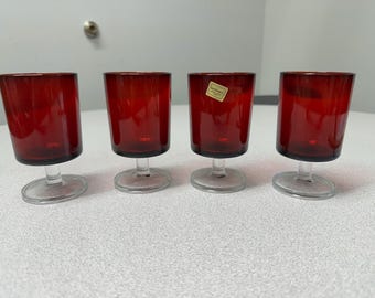 Ruby Red Vintage Luminarc Verrerie D’Arques FRANCE wine glasses, set of 4