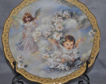 Heavenly Hideaway collector's plate: by Sandra Kuck