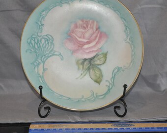 Vintage decorative plate: signed by artist E.Miller on back